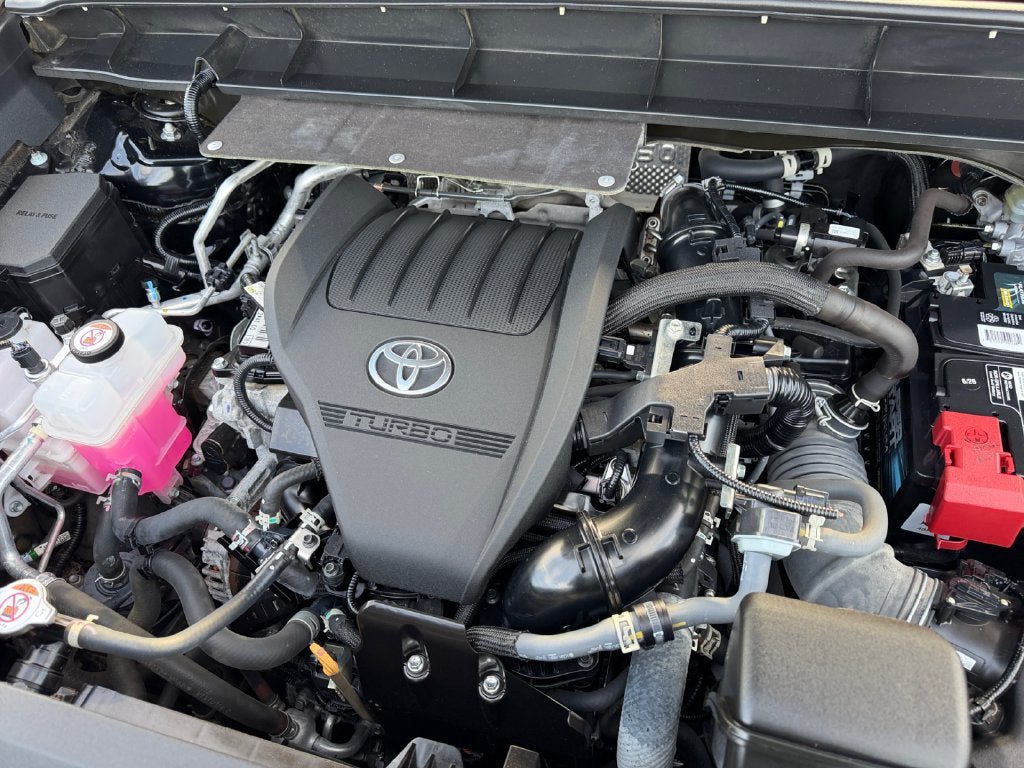 Used 2023 Toyota Highlander XSE AWD/4WD image 30