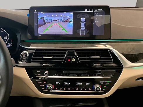 Used 2023 BMW 530i w/ Premium Package RWD image 6