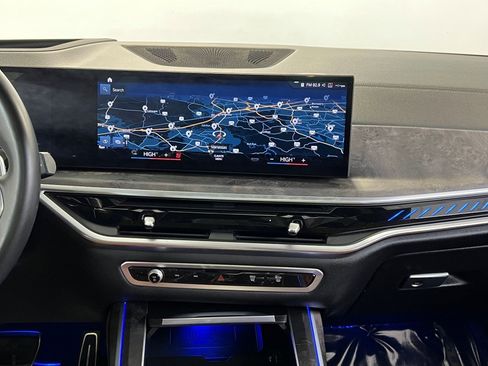 Used 2023 BMW X7 M60i w/ Executive Package image 23