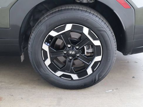 Used 2025 Hyundai Santa Fe SEL FWD image 37