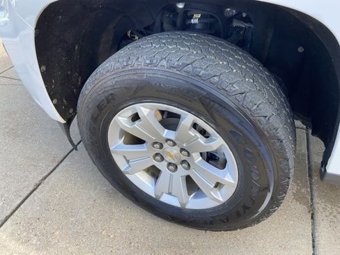 Used 2022 Chevrolet Colorado LT w/ Fleet Safety Package RWD image 25