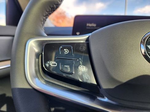 New 2025 Volvo EX90 Plus w/ Protection Package Premier image 18