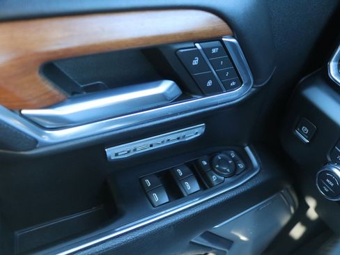 Used 2023 GMC Sierra 1500 Denali w/ Denali Reserve Package image 11