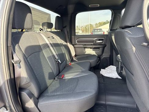 New 2026 RAM 2500 Big Horn AWD/4WD image 12