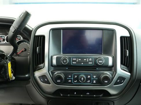 Used 2017 GMC Sierra 1500 SLE w/ SLE Value Package image 12