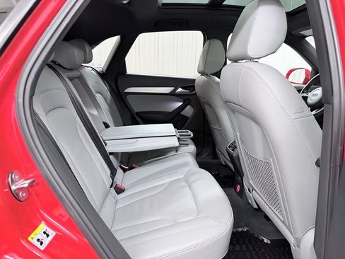 Used 2018 Audi Q3 2.0T Premium FWD image 35