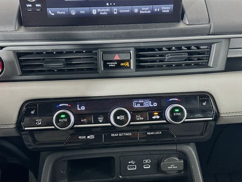 Used 2024 Honda Pilot EX-L image 22