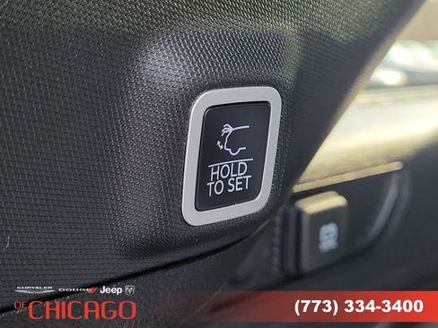 New 2026 Jeep Grand Cherokee Altitude image 8