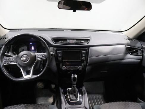 Used 2018 Nissan Rogue SV w/ Premium Package AWD/4WD image 17