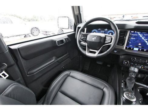 Used 2026 Ford Bronco Outer Banks AWD/4WD image 11