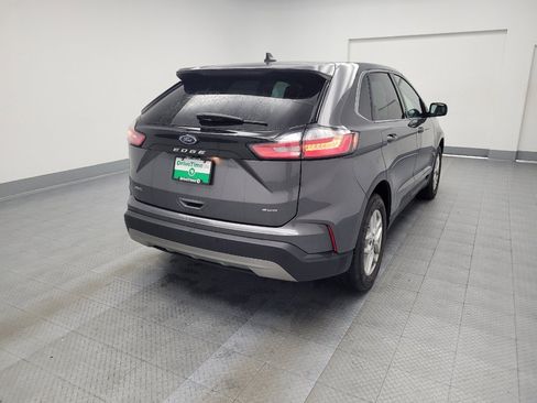 Used 2023 Ford Edge SEL image 7