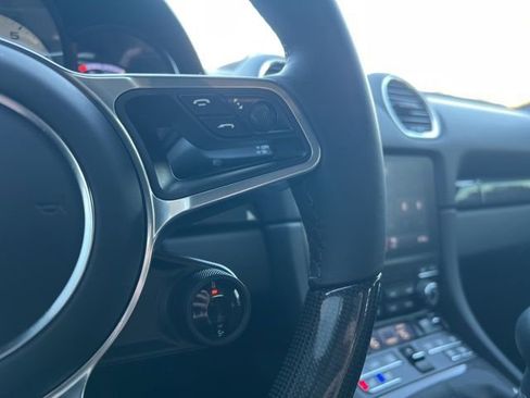 Used 2024 Porsche 718 Cayman Style Edition image 21