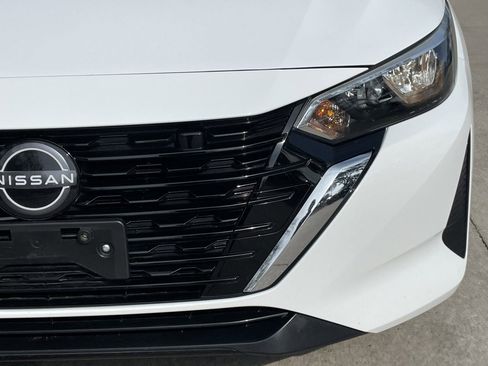 Used 2024 Nissan Sentra SV image 7