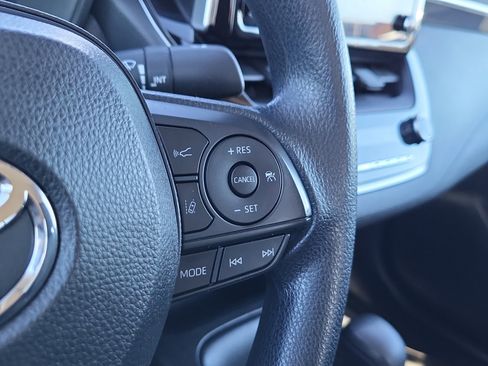 Used 2020 Toyota Corolla LE image 20