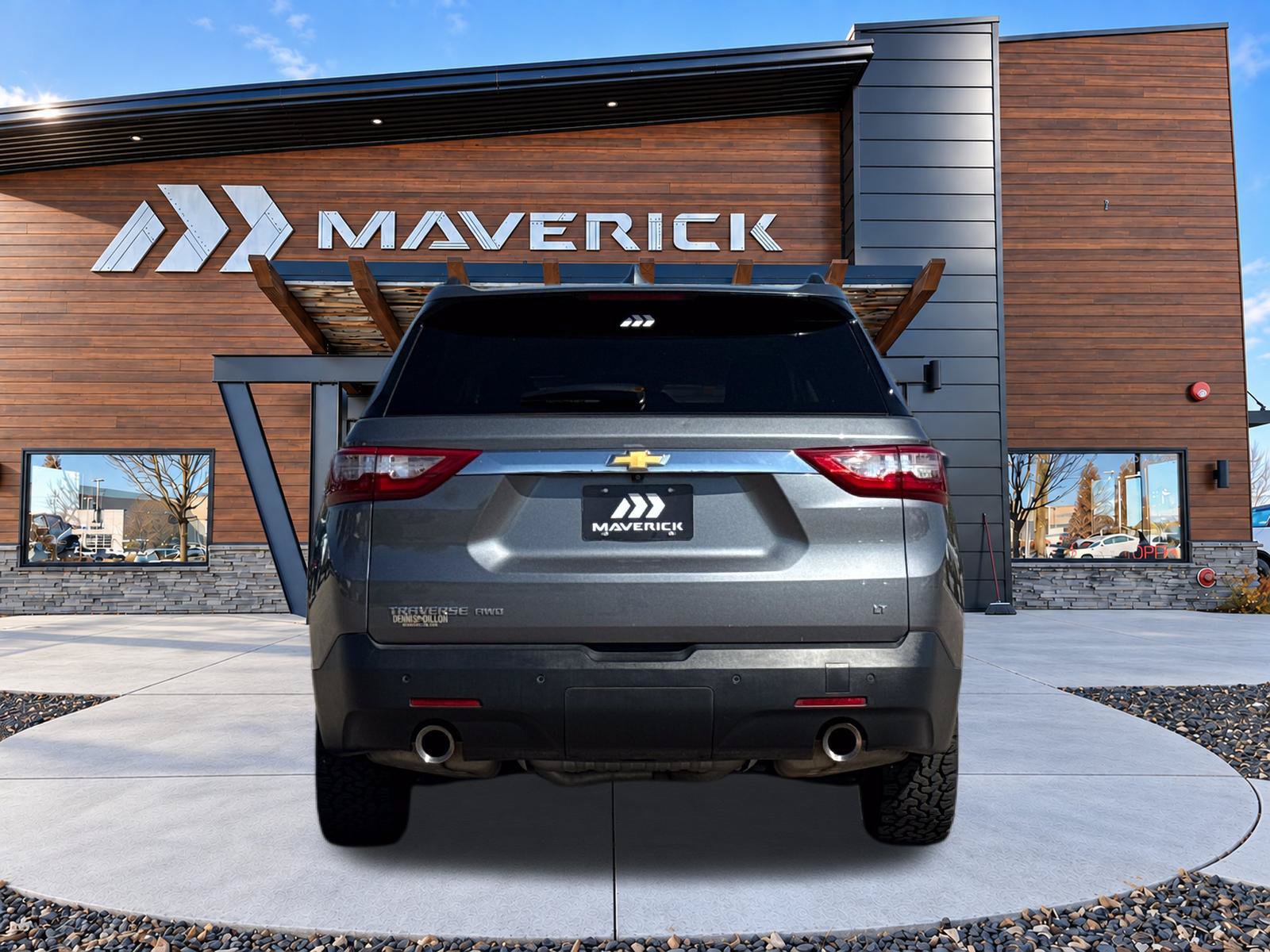Used 2020 Chevrolet Traverse LT w/ Driver Confidence II Package AWD/4WD image 8