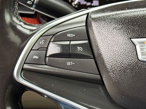 Used 2018 Cadillac XT5 Luxury w/ Driver Awareness Package AWD/4WD image 24