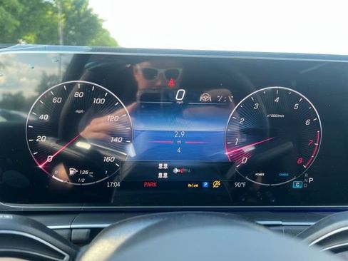 New 2026 Mercedes-Benz GLS 580 4MATIC image 16