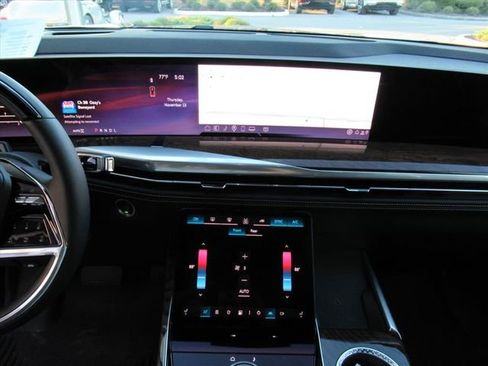 Certified 2025 Cadillac Escalade Sport Platinum image 21