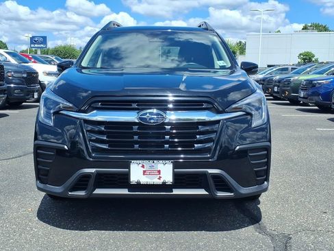 Certified 2023 Subaru Ascent Premium w/ Convenience Package AWD/4WD image 2
