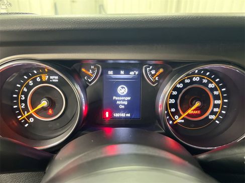 Used 2018 Jeep Wrangler Unlimited Sport S image 11