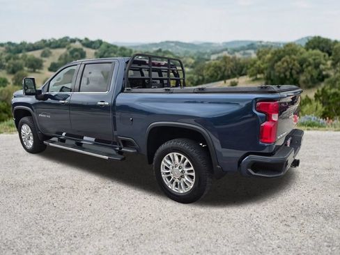 Used 2020 Chevrolet Silverado 2500 High Country w/ Z71 Off-Road Package AWD/4WD image 8