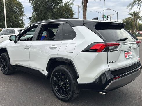 Used 2025 Toyota RAV4 XSE image 5