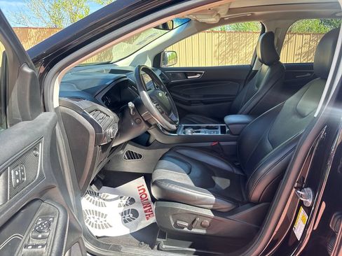 Used 2022 Ford Edge Titanium w/ Equipment Group 301A AWD/4WD image 13