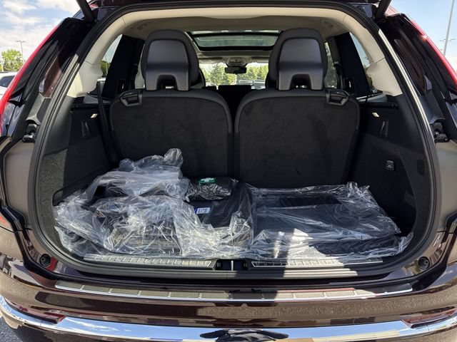 New 2026 Volvo XC90 T8 Plus w/ Protection Package Premier AWD/4WD image 27