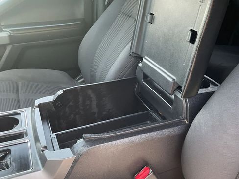 Used 2017 Ford F150 XLT w/ Equipment Group 302A Luxury image 26