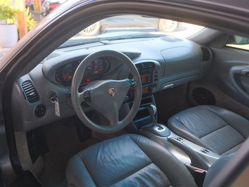 Used 2002 Porsche 911 Carrera image 38
