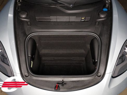 Used 2018 Porsche 718 Cayman S RWD image 9