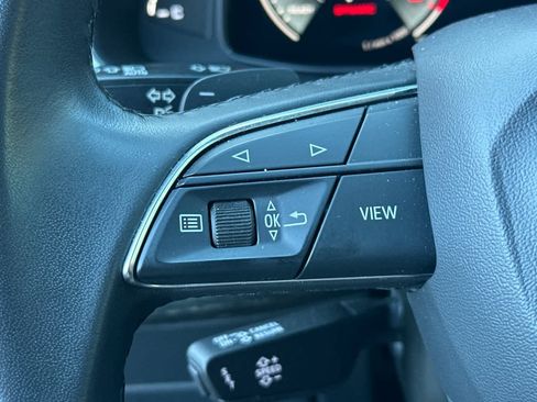 Used 2022 Audi Q7 Premium image 26