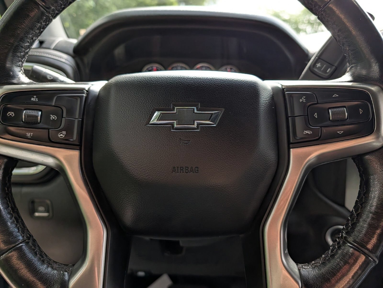 Used 2021 Chevrolet Silverado 1500 LT Trail Boss w/ Convenience Package II AWD/4WD image 34