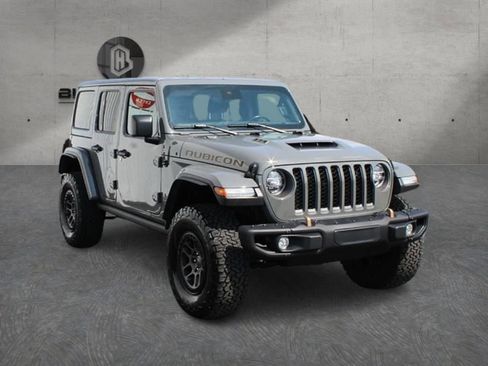 Used 2022 Jeep Wrangler Unlimited Rubicon w/ Xtreme Recon 35" Tire Package AWD/4WD image 3