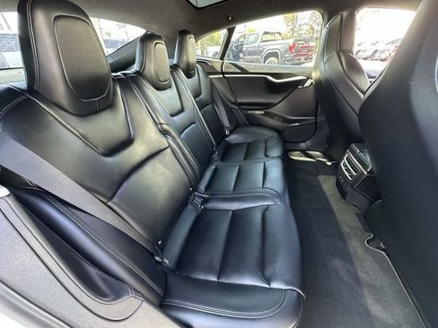 Used 2018 Tesla Model S 75D image 27