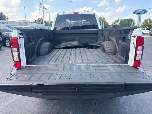 Used 2022 Ford F350 XLT w/ XLT Premium Package AWD/4WD image 12