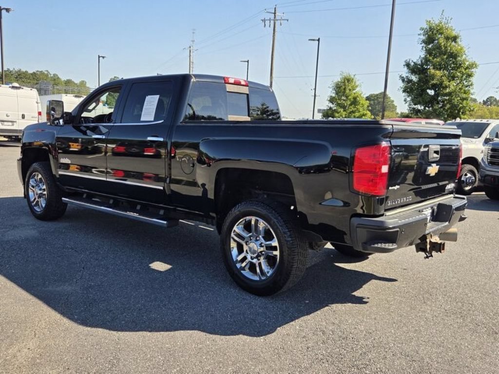 Used 2019 Chevrolet Silverado 2500 High Country w/ Duramax Plus Package AWD/4WD image 7