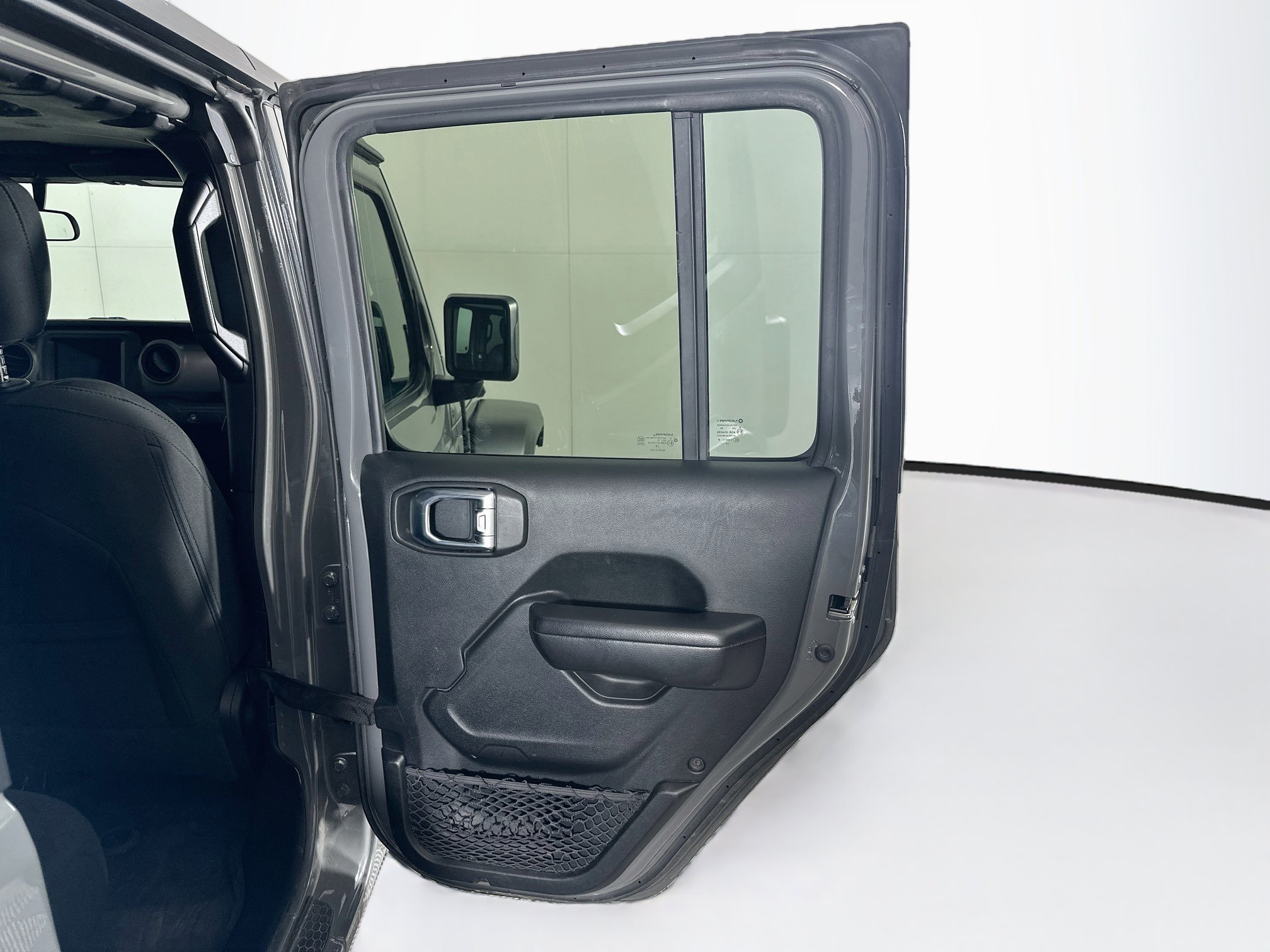 Used 2020 Jeep Wrangler Unlimited Sport S AWD/4WD image 29
