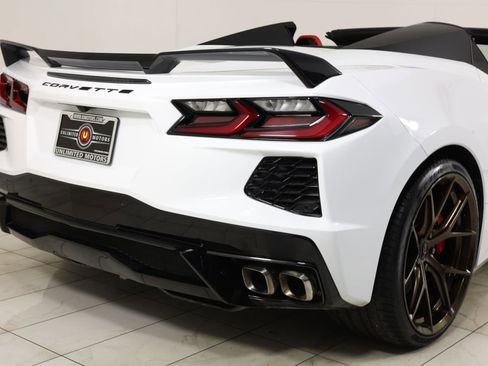 Used 2021 Chevrolet Corvette Stingray Preferred Conv w/ Z51 Performance Package RWD image 44
