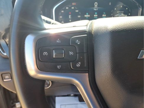 Used 2025 Chevrolet Silverado 1500 LT AWD/4WD image 21