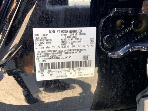 Used 2025 Ford Explorer ST w/ Sun And Sound Package RWD image 34