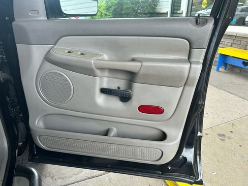 Used 2004 Dodge Ram 2500 Truck SLT w/ Trailer Tow Group image 18