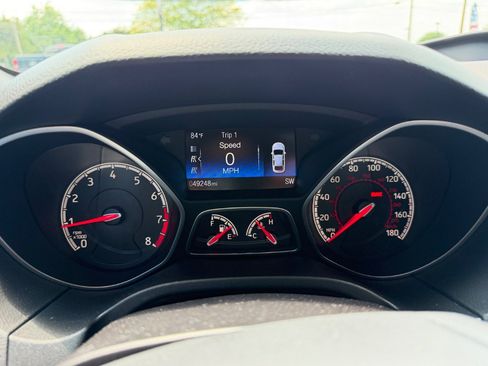 Used 2017 Ford Focus ST FWD image 11