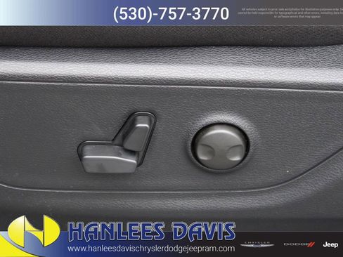 New 2026 RAM 1500 Big Horn AWD/4WD image 13