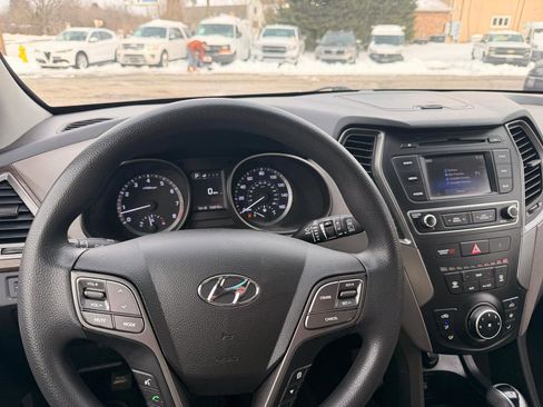 Used 2017 Hyundai Santa Fe Sport image 26