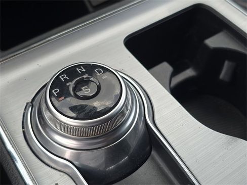 Used 2022 Ford Edge SEL image 26