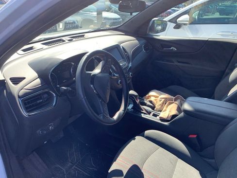 Used 2024 Chevrolet Equinox RS w/ LPO, Floor Liner Package AWD/4WD image 12