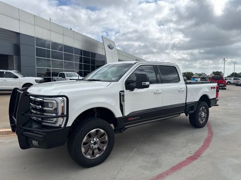 Used 2025 Ford F250 King Ranch AWD/4WD image 1