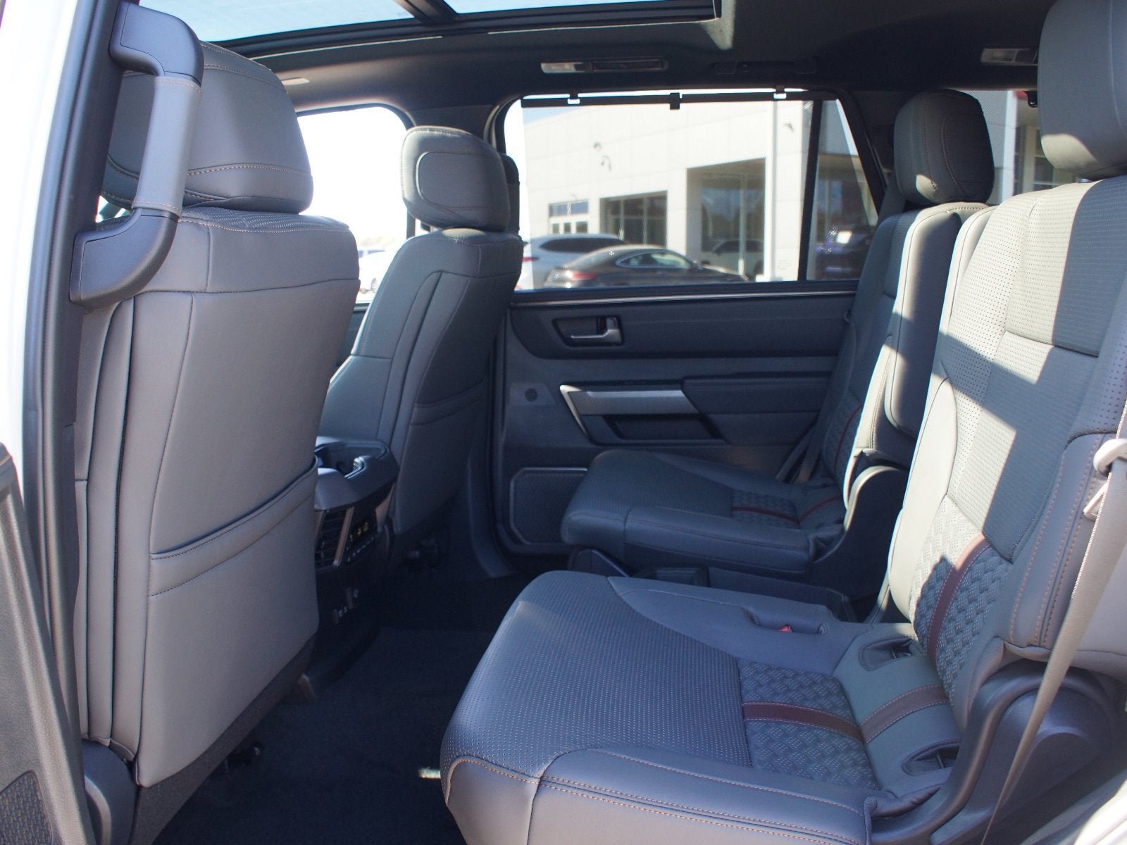 Used 2026 Toyota Sequoia Capstone AWD/4WD image 15