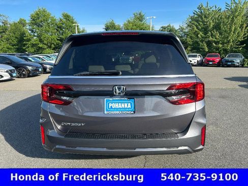 Certified 2026 Honda Odyssey EX-L image 5